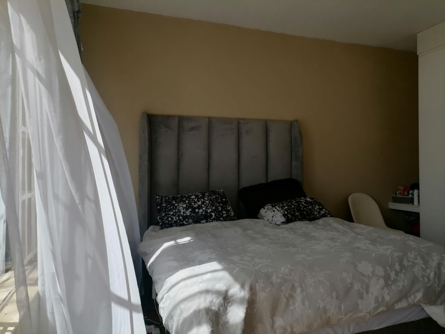 1 Bedroom Property for Sale in Willowbrook Gauteng