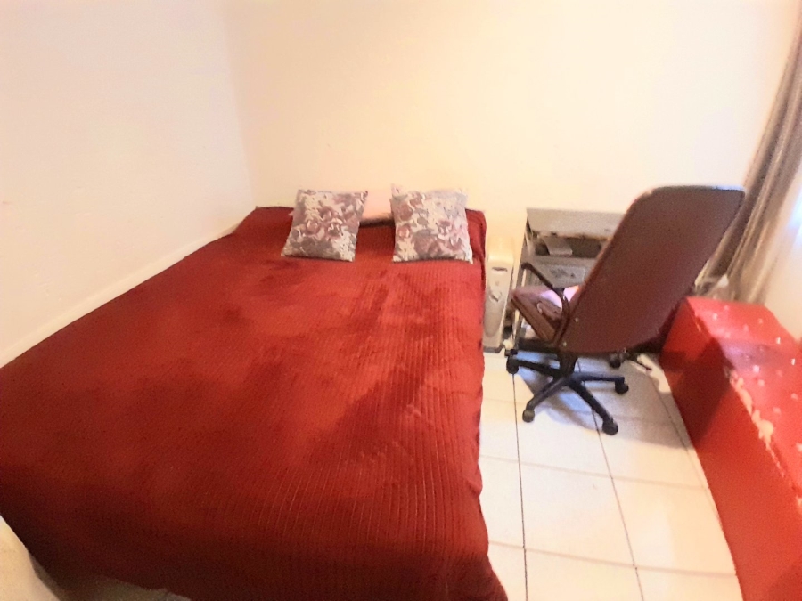 2 Bedroom Property for Sale in Vorna Valley Gauteng