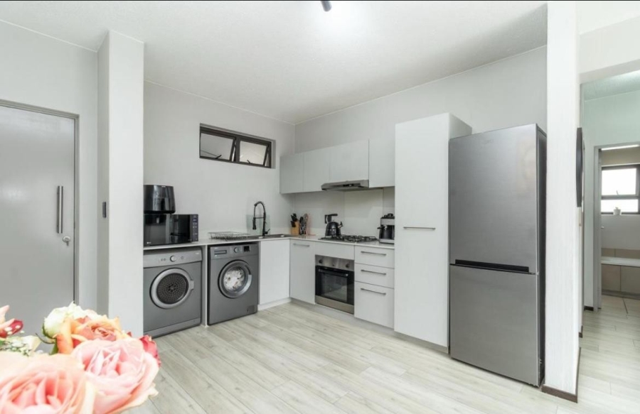2 Bedroom Property for Sale in Broadacres Gauteng