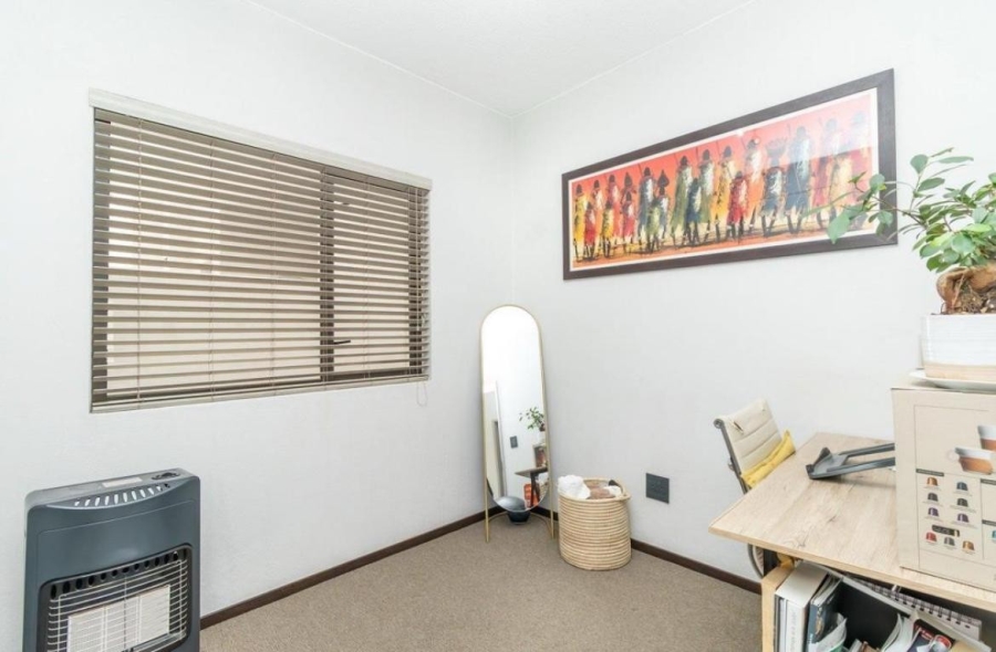 2 Bedroom Property for Sale in Broadacres Gauteng