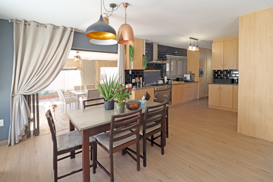 3 Bedroom Property for Sale in Wierda Park Gauteng