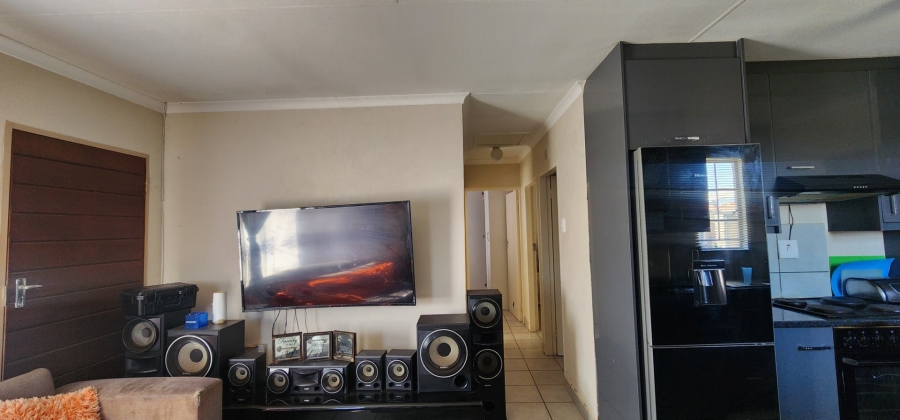 3 Bedroom Property for Sale in Sky City Gauteng