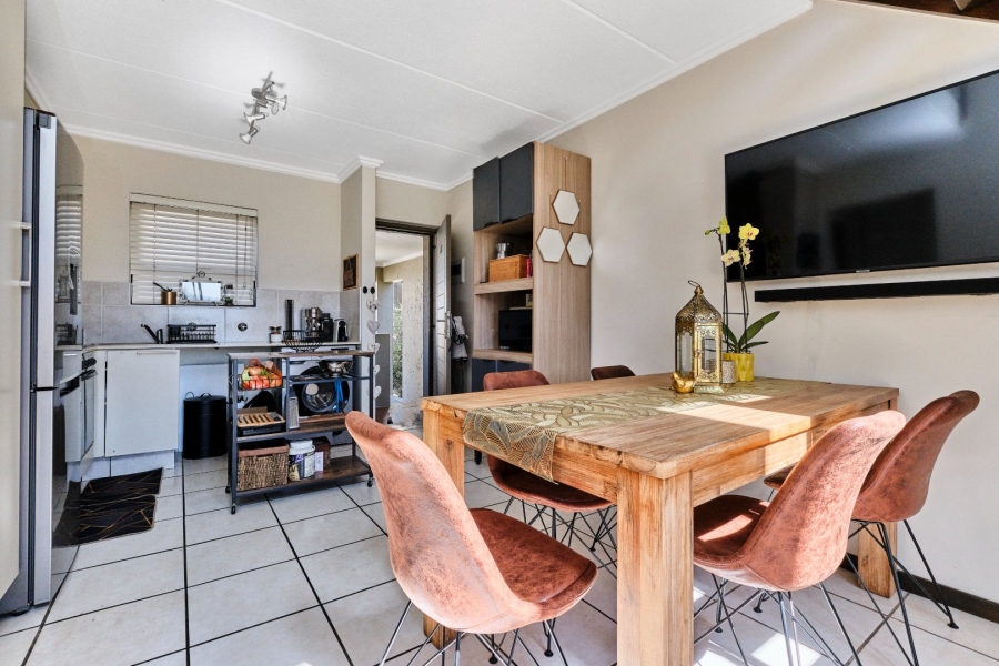 1 Bedroom Property for Sale in Paulshof Gauteng