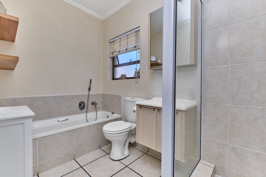 1 Bedroom Property for Sale in Paulshof Gauteng