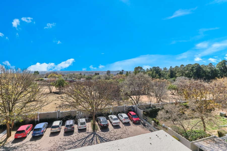 1 Bedroom Property for Sale in Paulshof Gauteng