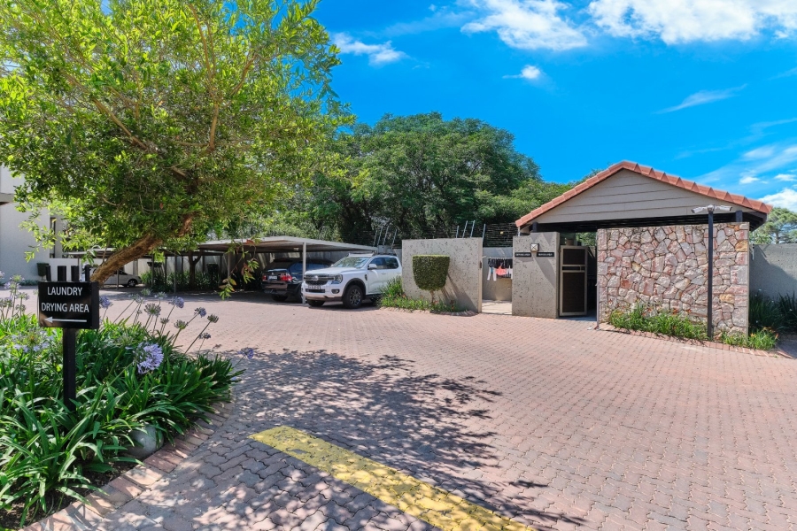 1 Bedroom Property for Sale in Paulshof Gauteng