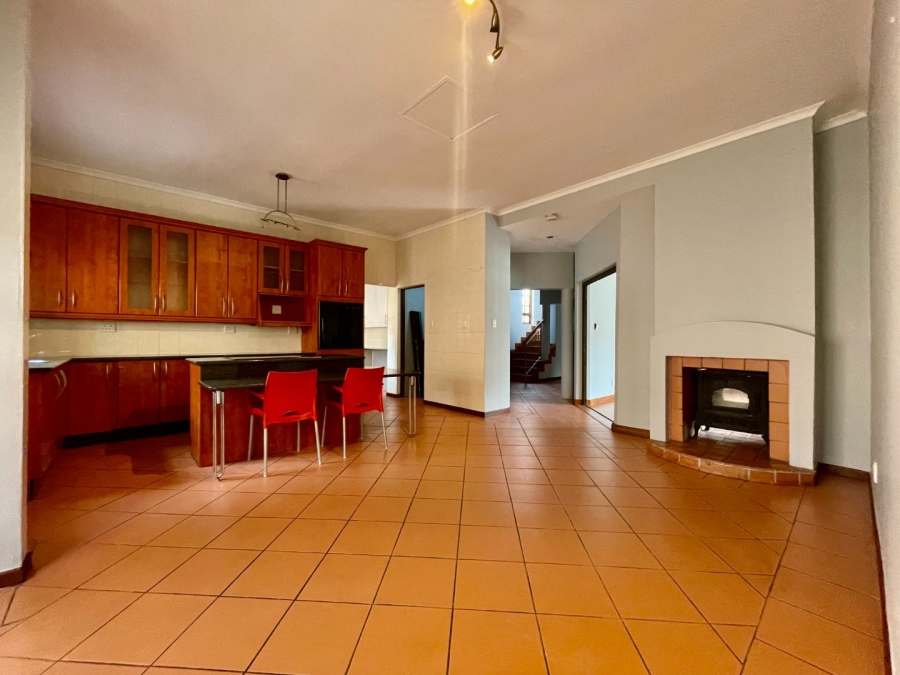 To Let 4 Bedroom Property for Rent in Kyalami Hills Gauteng