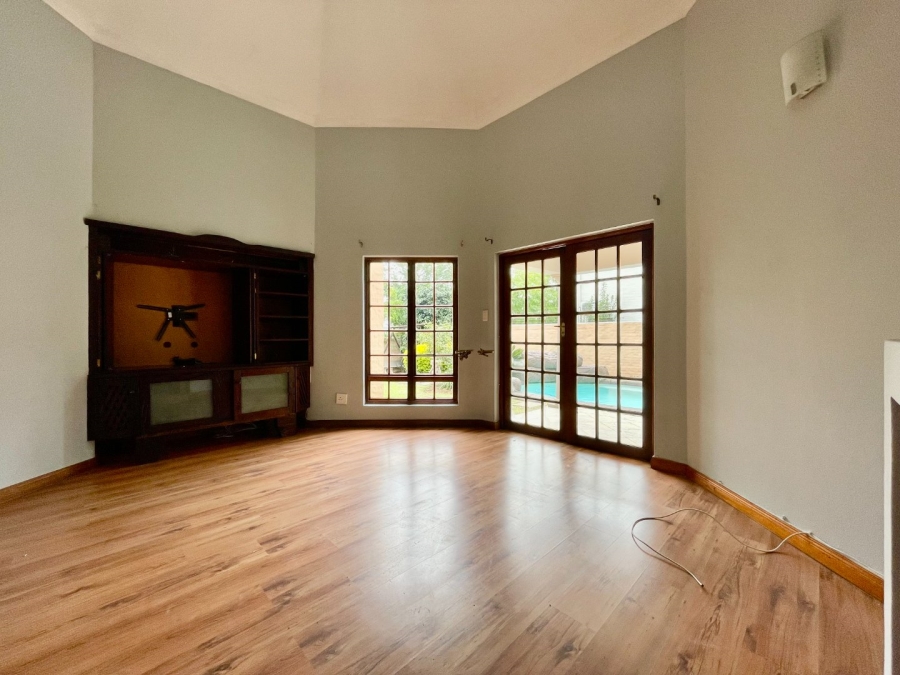 To Let 4 Bedroom Property for Rent in Kyalami Hills Gauteng
