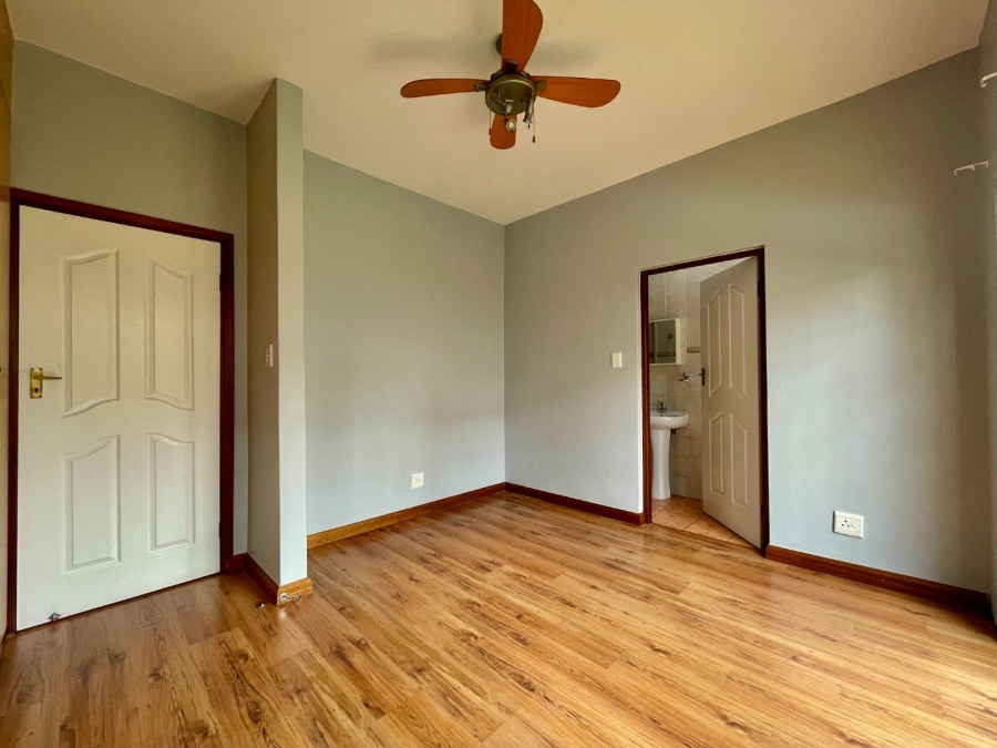 To Let 4 Bedroom Property for Rent in Kyalami Hills Gauteng