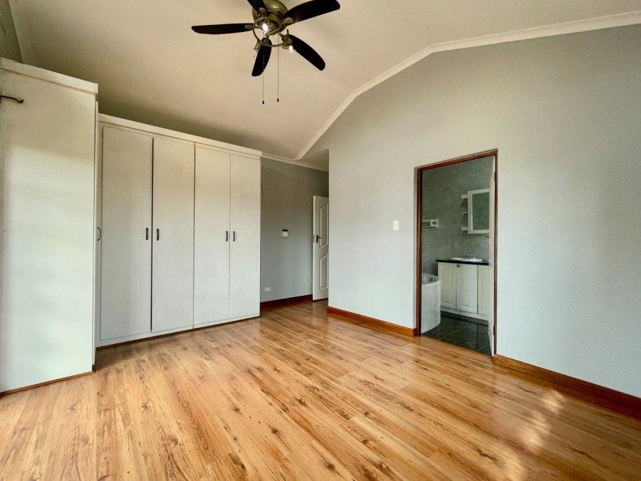 To Let 4 Bedroom Property for Rent in Kyalami Hills Gauteng