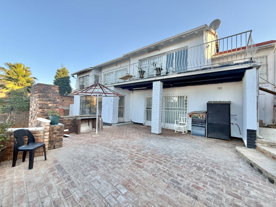 1 Bedroom Property for Sale in Glenvista Gauteng