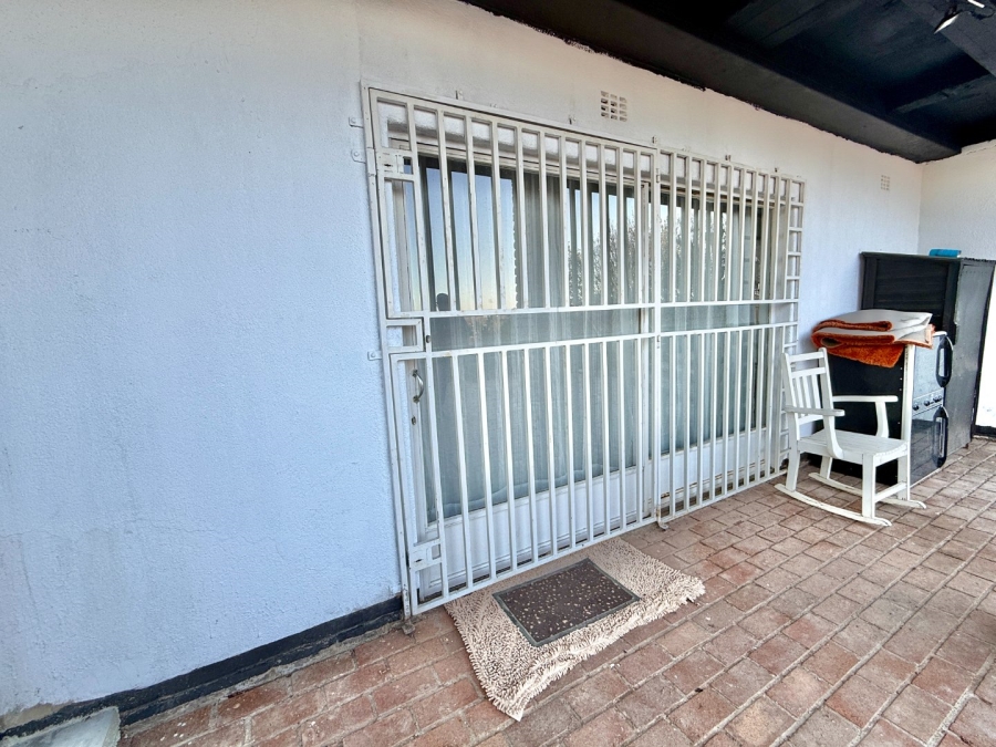 1 Bedroom Property for Sale in Glenvista Gauteng