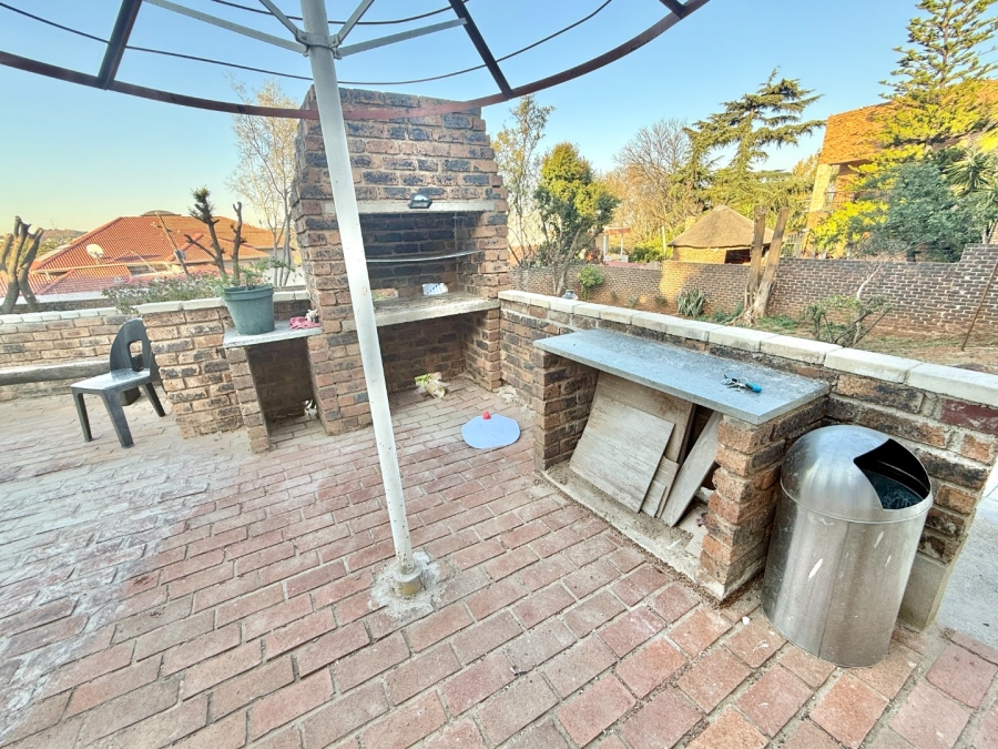1 Bedroom Property for Sale in Glenvista Gauteng