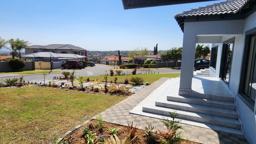 3 Bedroom Property for Sale in Arundo Estate Gauteng