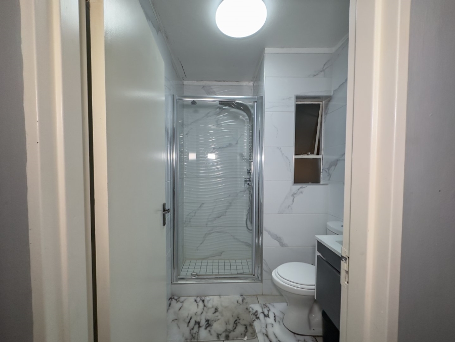 2 Bedroom Property for Sale in Menlyn Gauteng
