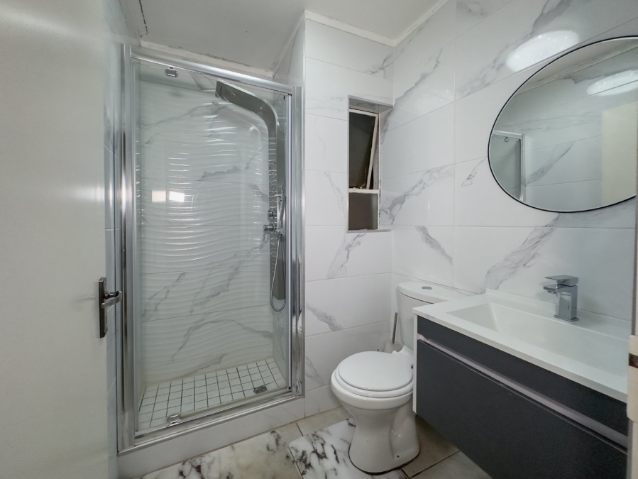 2 Bedroom Property for Sale in Menlyn Gauteng