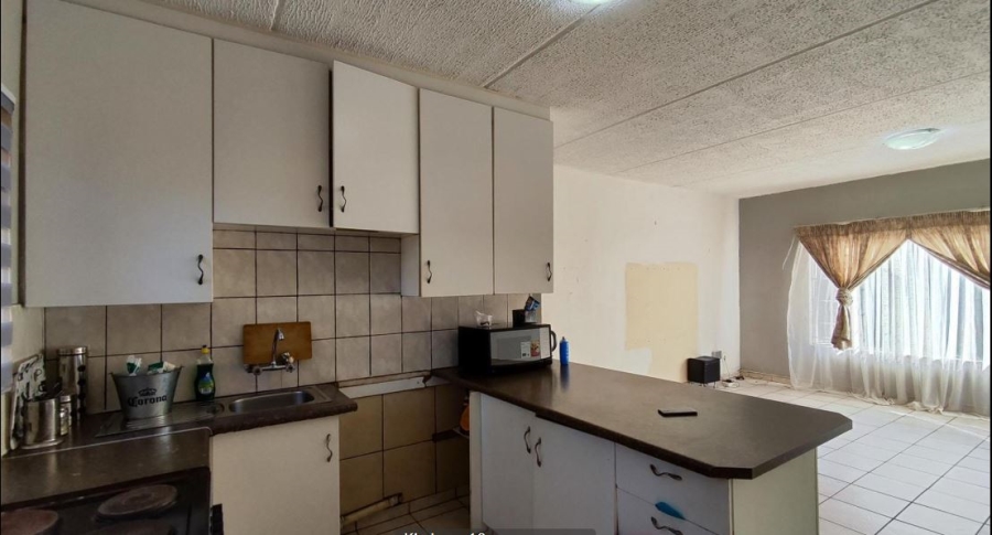 2 Bedroom Property for Sale in Norkem Park Gauteng