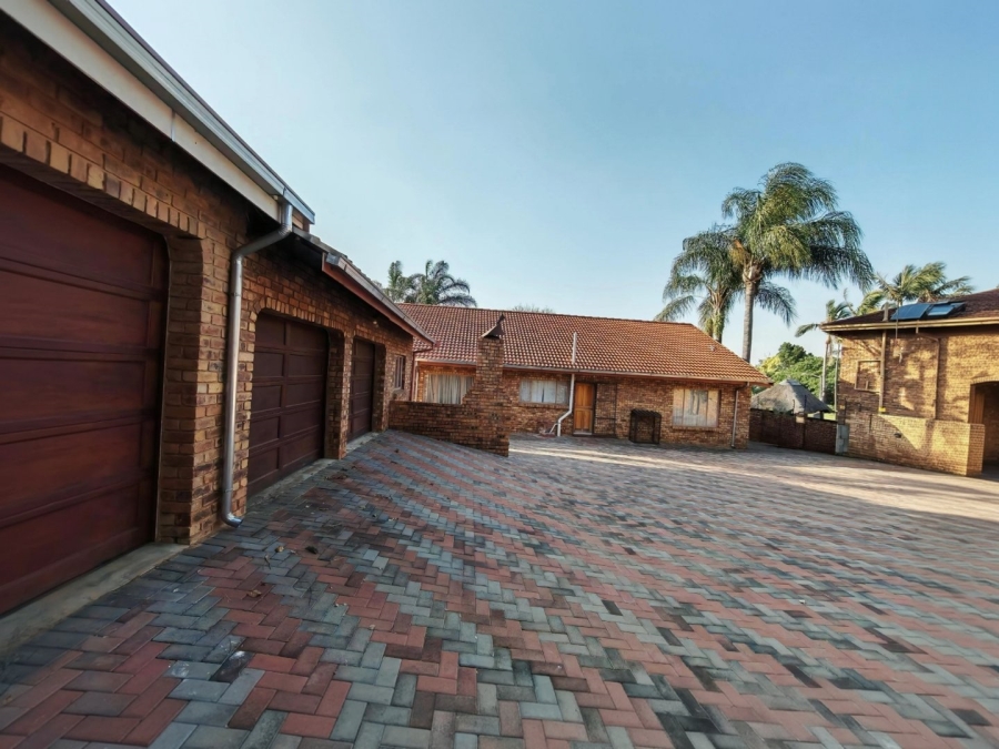 4 Bedroom Property for Sale in Ninapark Gauteng