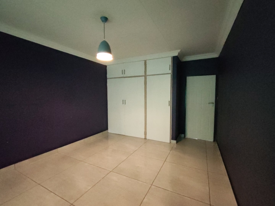 4 Bedroom Property for Sale in Ninapark Gauteng
