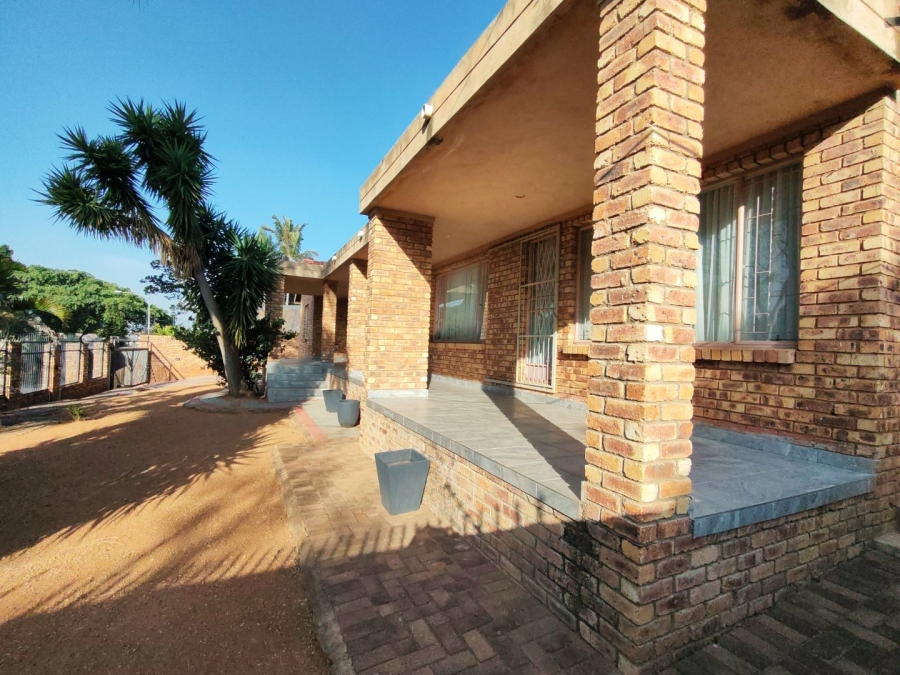 4 Bedroom Property for Sale in Ninapark Gauteng