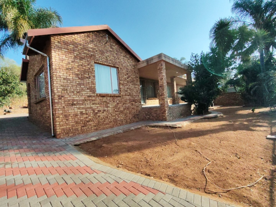4 Bedroom Property for Sale in Ninapark Gauteng