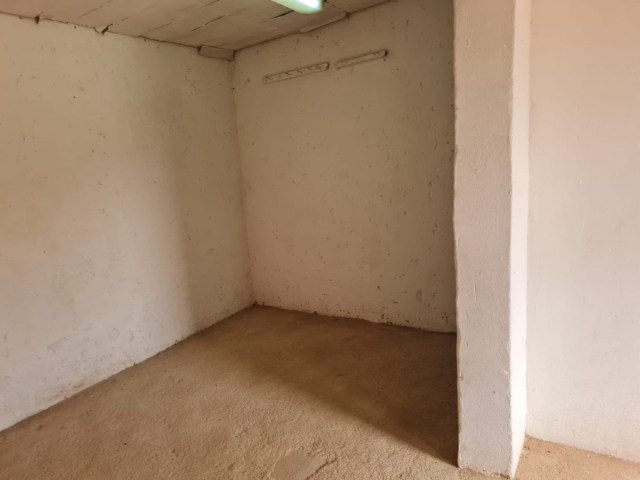 7 Bedroom Property for Sale in Lenasia Ext 13 Gauteng