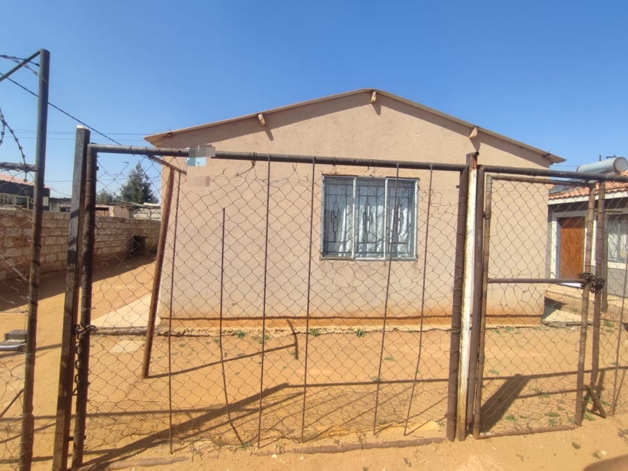 2 Bedroom Property for Sale in Etwatwa Gauteng