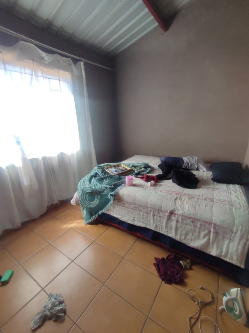 2 Bedroom Property for Sale in Etwatwa Gauteng