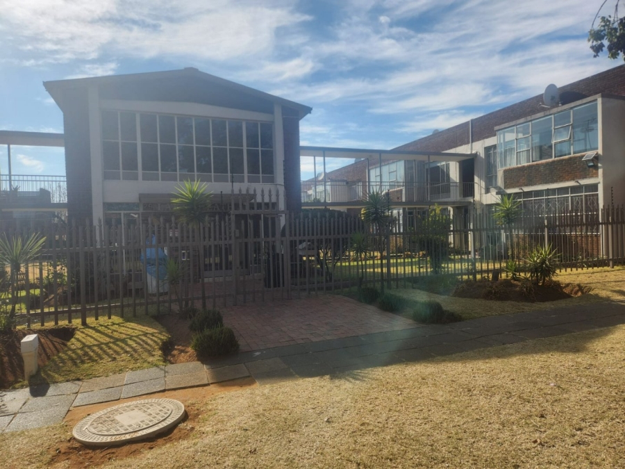 To Let 3 Bedroom Property for Rent in Benoni Central Gauteng