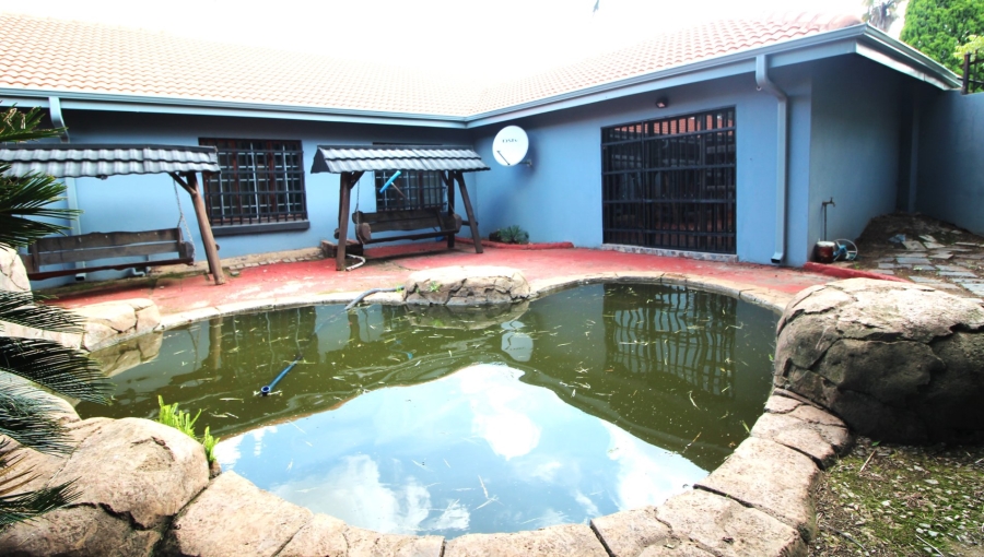 3 Bedroom Property for Sale in Valhalla Gauteng