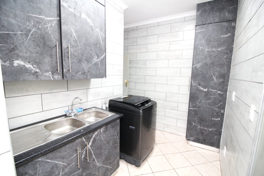 3 Bedroom Property for Sale in Valhalla Gauteng