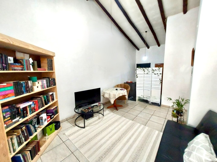 To Let 2 Bedroom Property for Rent in Doringkloof Gauteng