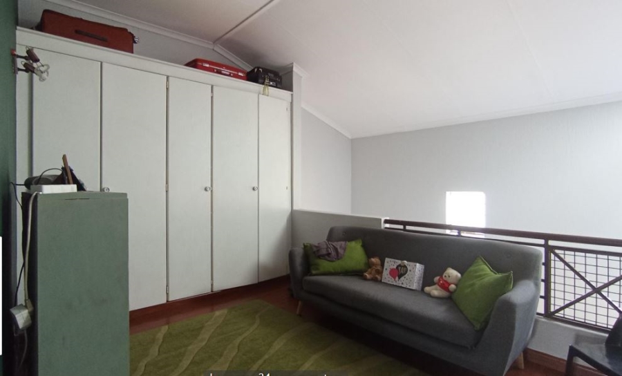 2 Bedroom Property for Sale in Vorna Valley Gauteng
