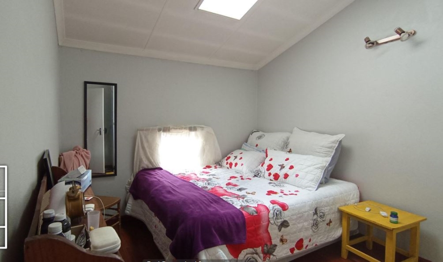 2 Bedroom Property for Sale in Vorna Valley Gauteng