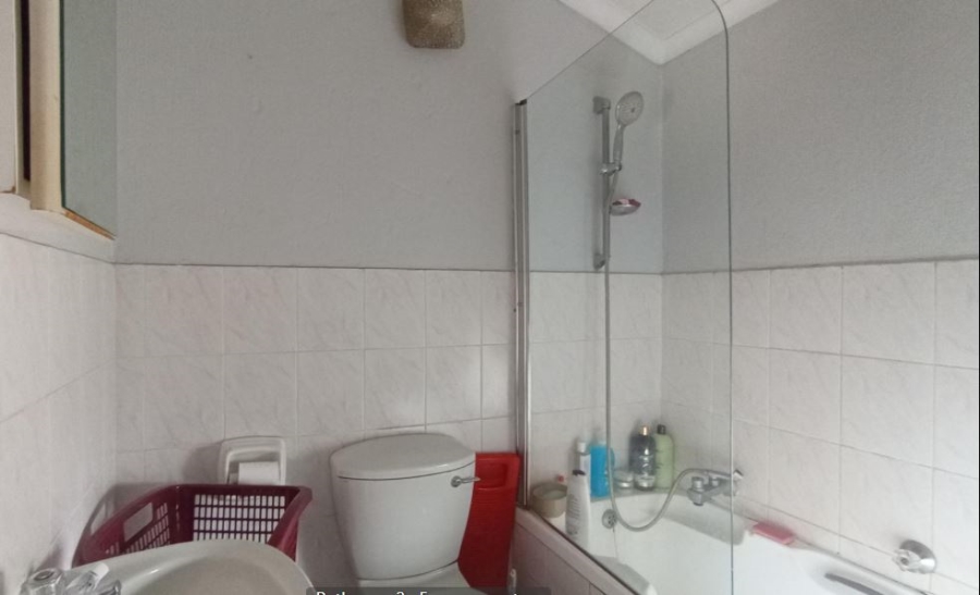 2 Bedroom Property for Sale in Vorna Valley Gauteng