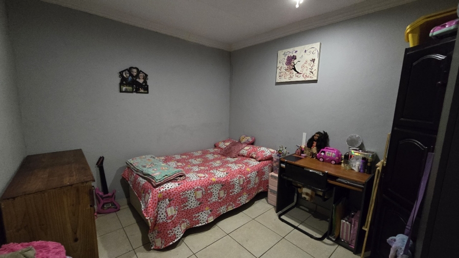 4 Bedroom Property for Sale in Rothdene Gauteng