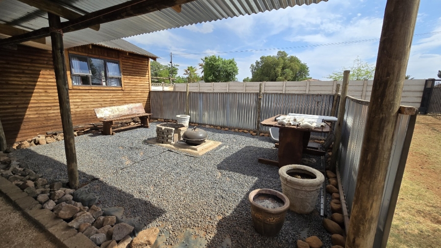 4 Bedroom Property for Sale in Rothdene Gauteng