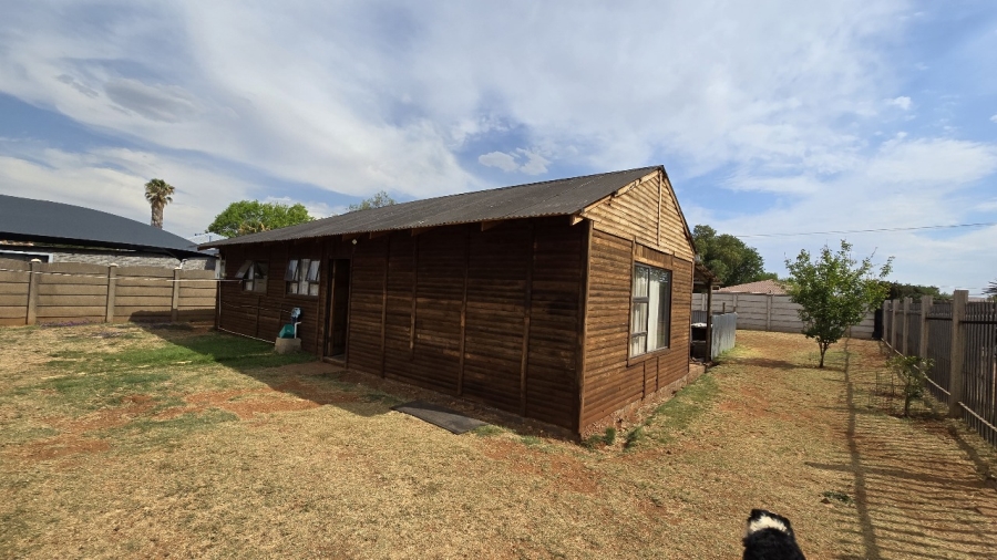 4 Bedroom Property for Sale in Rothdene Gauteng