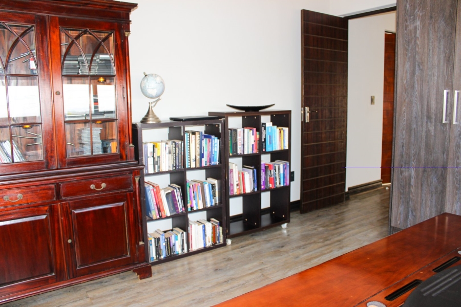 5 Bedroom Property for Sale in The Hills Game Reserve Estate Gauteng