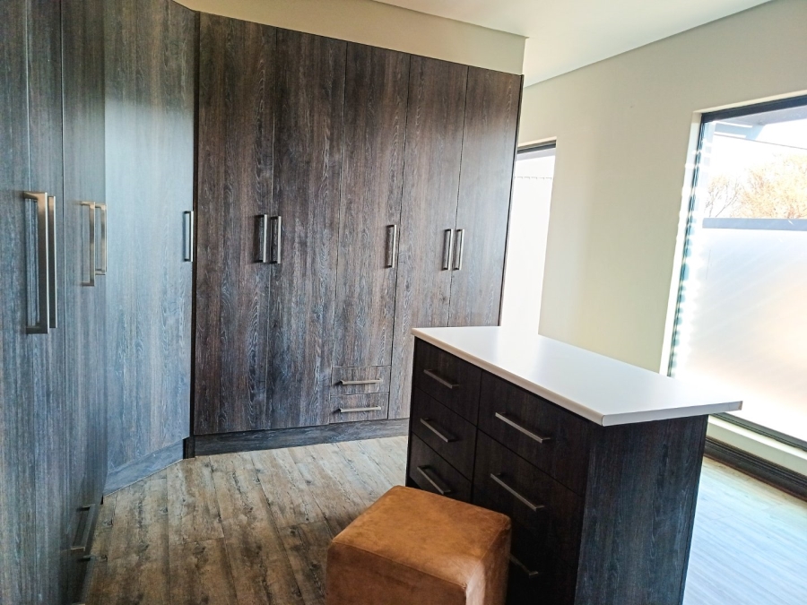 5 Bedroom Property for Sale in The Hills Game Reserve Estate Gauteng