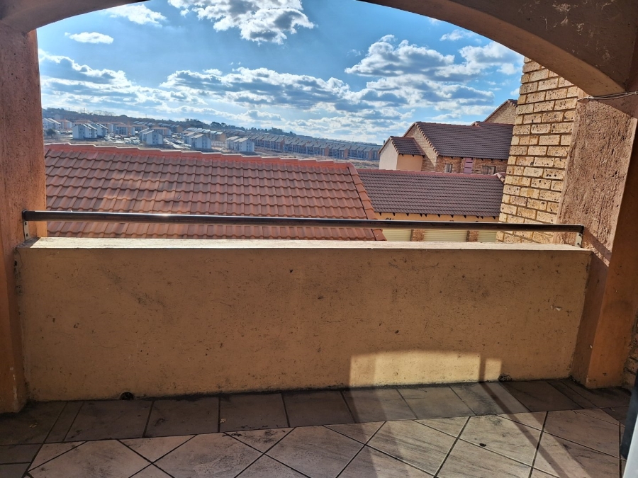 To Let 2 Bedroom Property for Rent in Sagewood Gauteng
