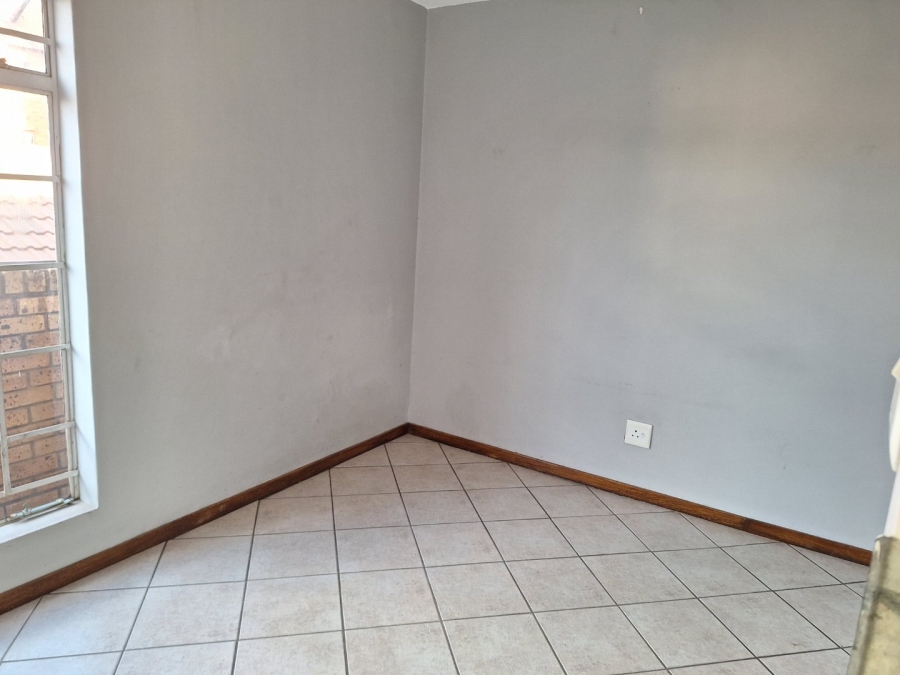 To Let 2 Bedroom Property for Rent in Sagewood Gauteng