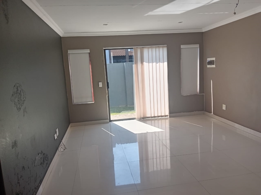 To Let 2 Bedroom Property for Rent in The Reeds Gauteng