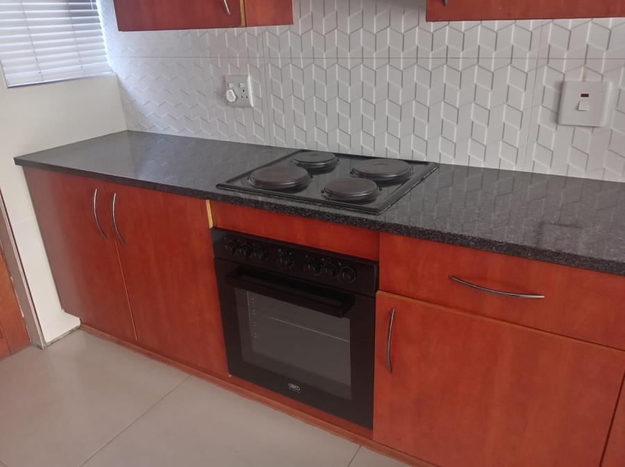 To Let 2 Bedroom Property for Rent in The Reeds Gauteng