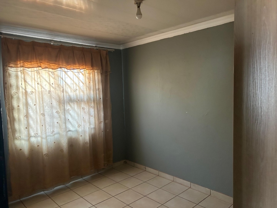 To Let 3 Bedroom Property for Rent in Protea Glen Gauteng