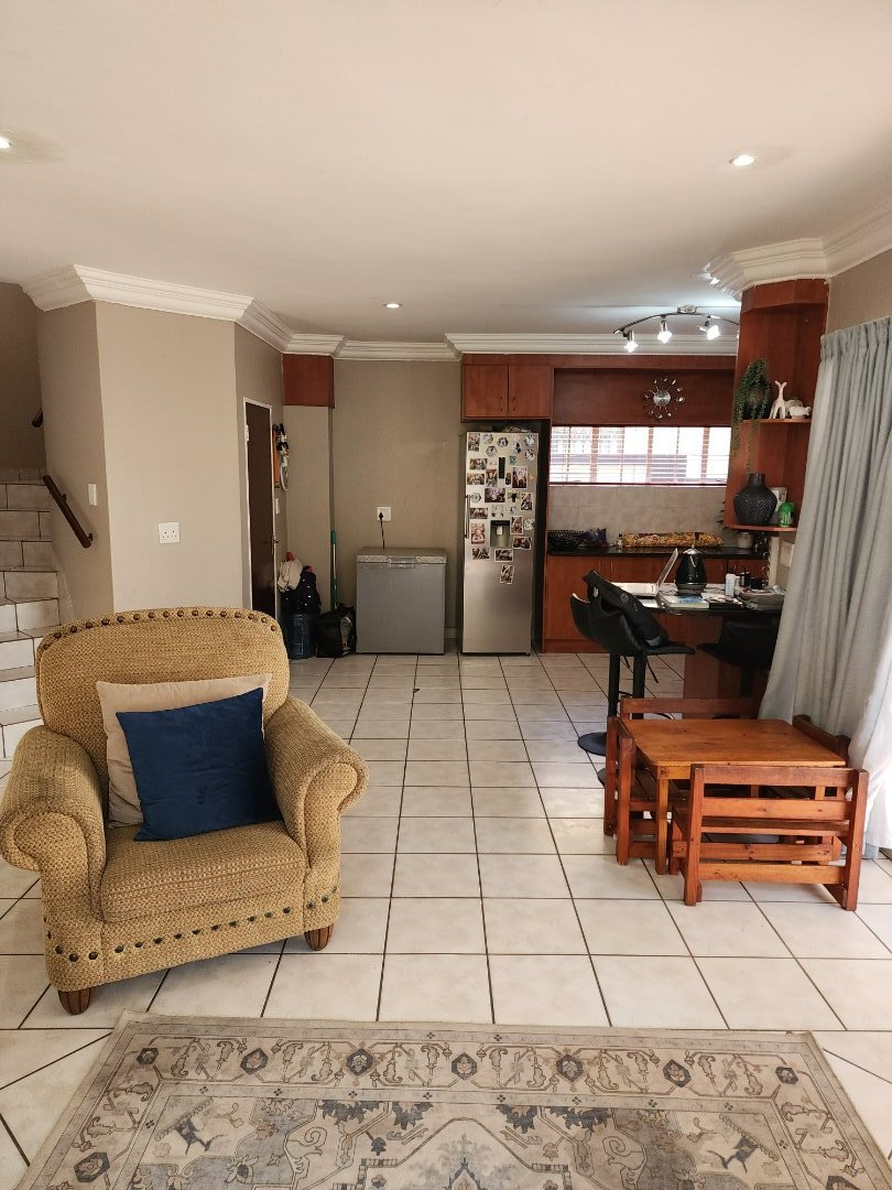 3 Bedroom Property for Sale in Amberfield Gauteng