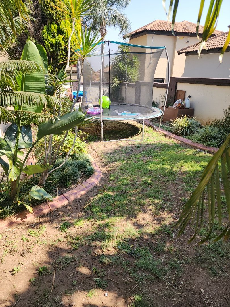 3 Bedroom Property for Sale in Amberfield Gauteng