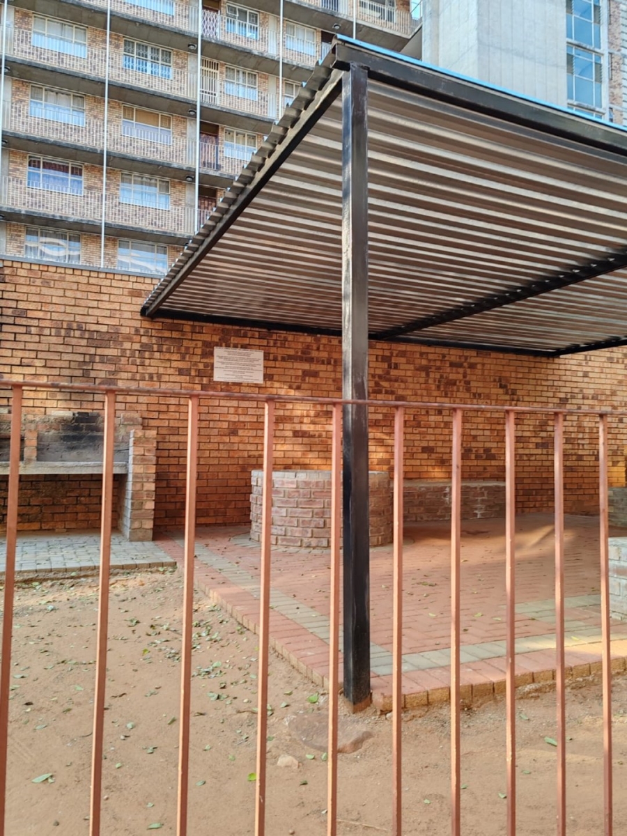 2 Bedroom Property for Sale in Wonderboom South Gauteng