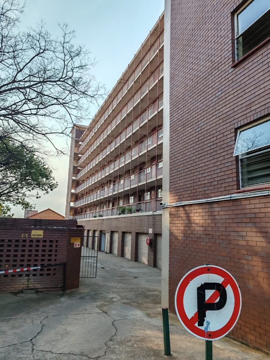 2 Bedroom Property for Sale in Wonderboom South Gauteng