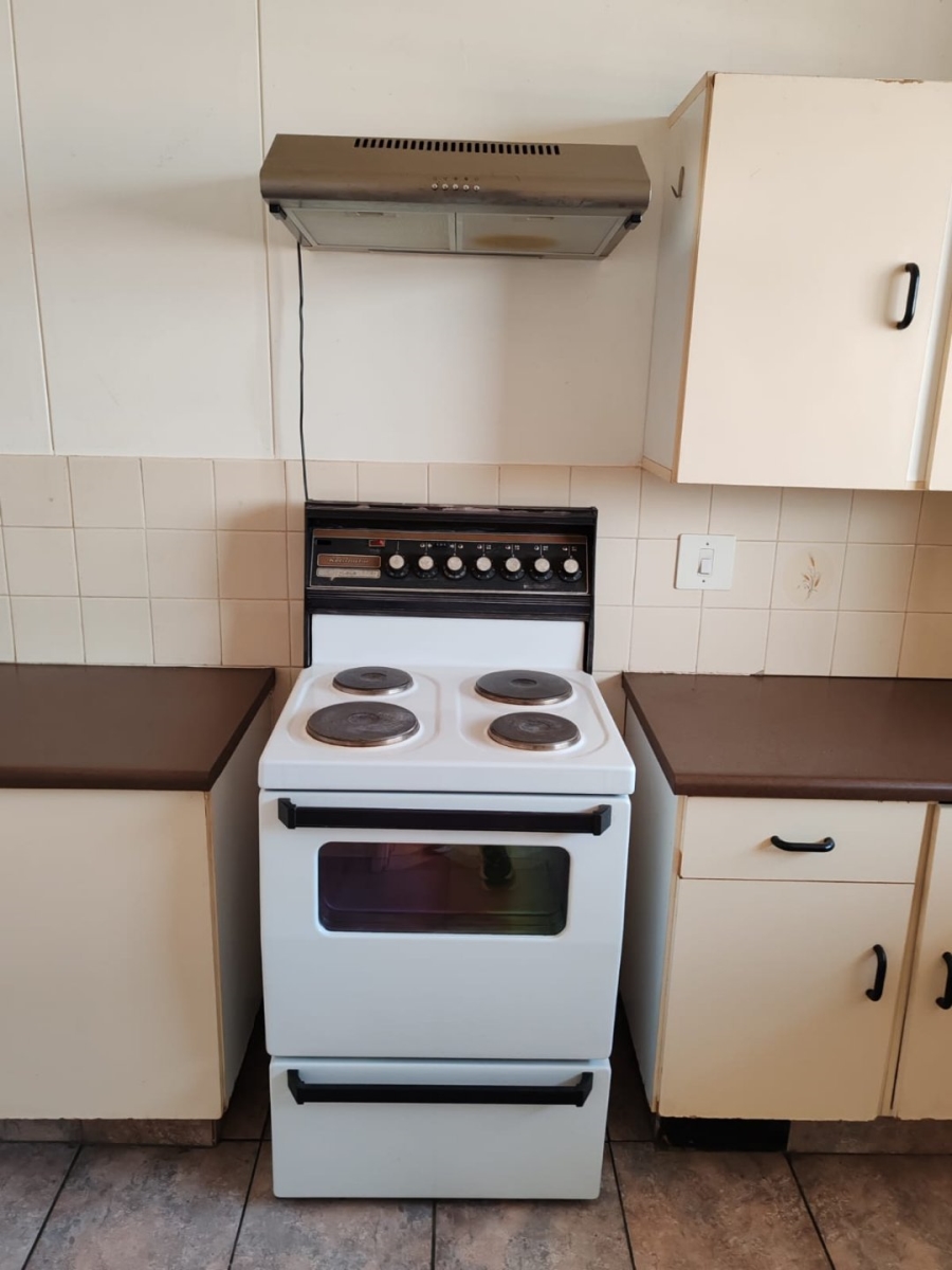 2 Bedroom Property for Sale in Wonderboom South Gauteng